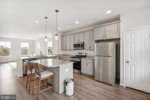 15629 Trolley Ln, Silver Spring, MD 20906 photo 9