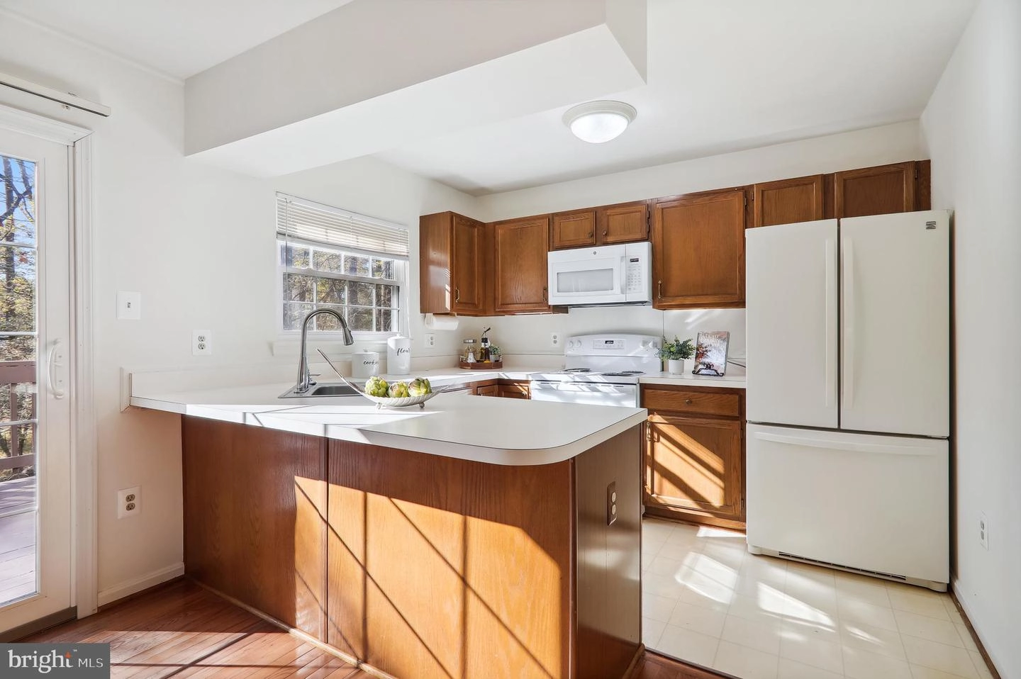 1511 Hugo Cir, Silver Spring, MD 20906 photo 9