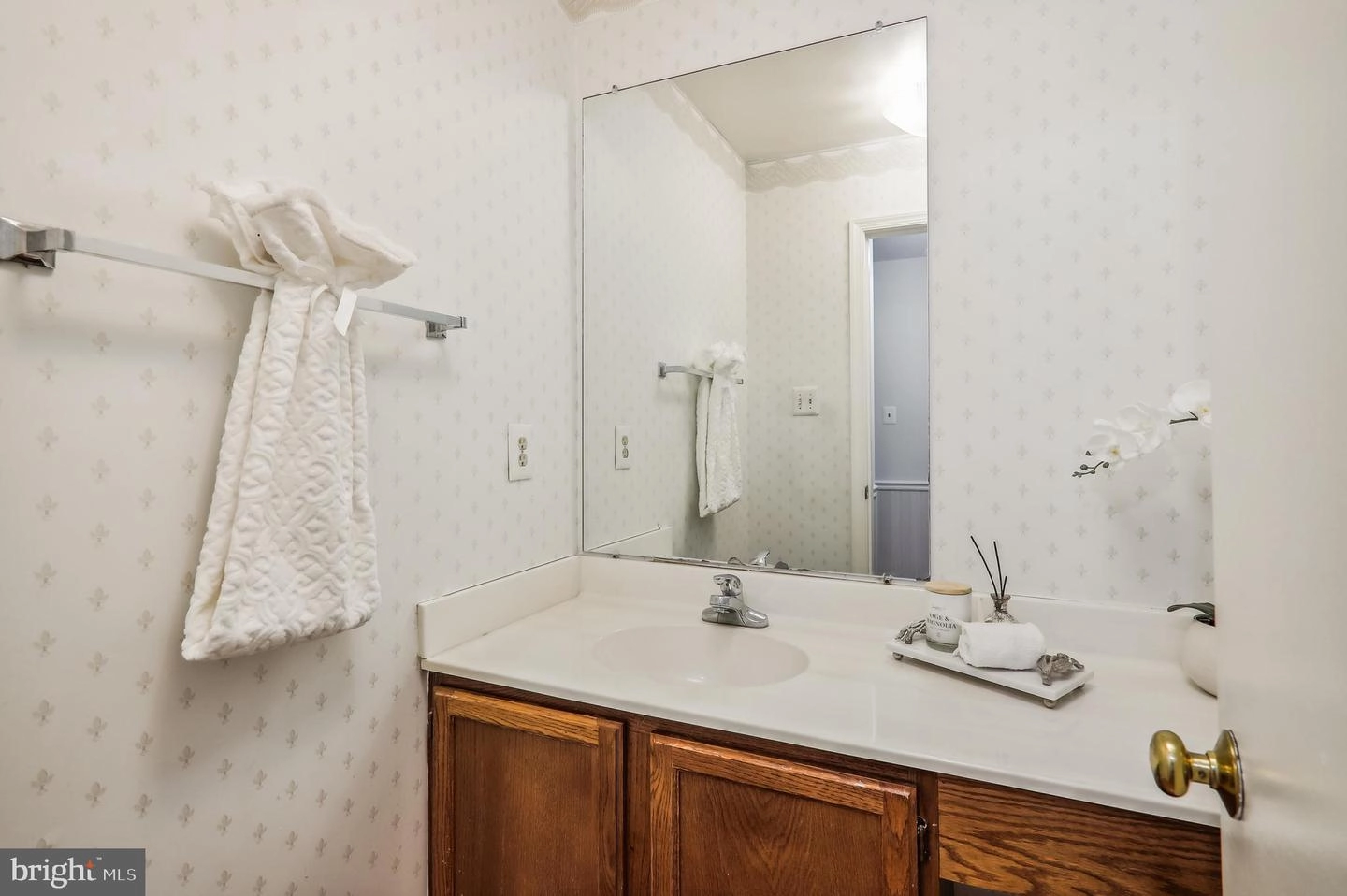 1511 Hugo Cir, Silver Spring, MD 20906 photo 13