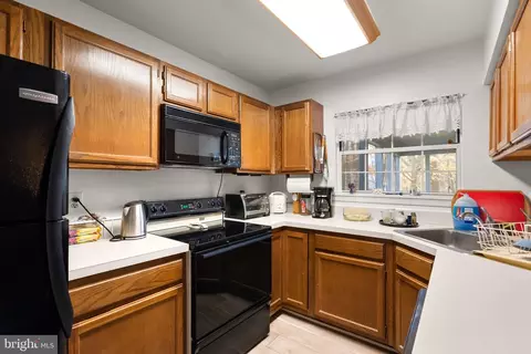 1517 Hugo Cir, Silver Spring, MD 20906 photo 8