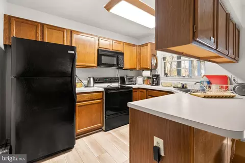 1517 Hugo Cir, Silver Spring, MD 20906 photo 7