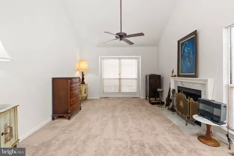 1517 Hugo Cir, Silver Spring, MD 20906 photo 5