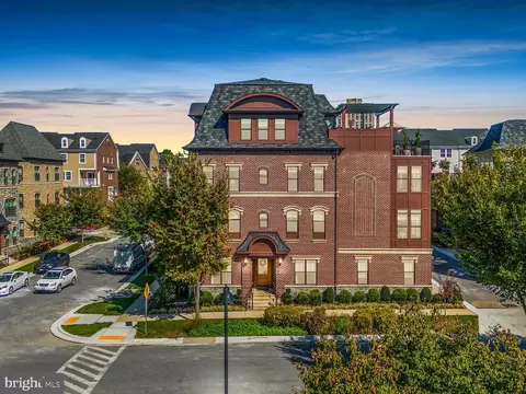 400 Steinbeck Ave, Gaithersburg, MD 20878