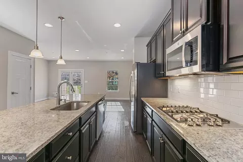 1603 Regent Manor Ct, Silver Spring, MD 20904 photo 10