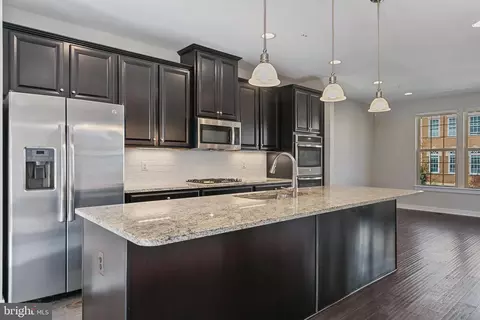 1603 Regent Manor Ct, Silver Spring, MD 20904 photo 18