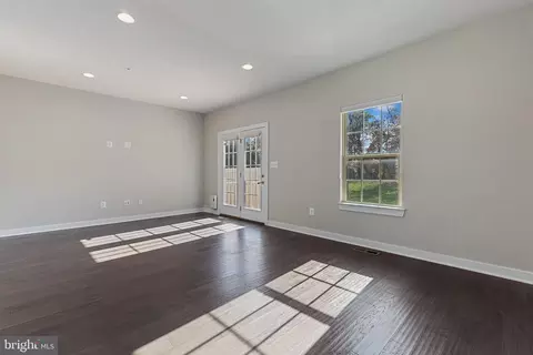 1603 Regent Manor Ct, Silver Spring, MD 20904 photo 14