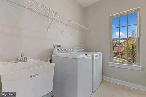 1603 Regent Manor Ct, Silver Spring, MD 20904 photo 42