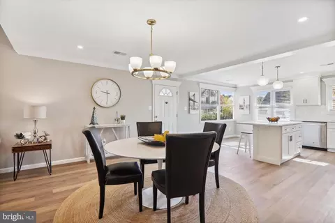 9936 Cottrell Ter, Silver Spring, MD 20903 photo 11