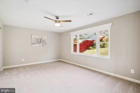 9936 Cottrell Ter, Silver Spring, MD 20903 photo 18