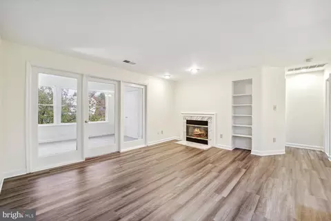 3321 Sir Thomas Dr #3-B-31, Silver Spring, MD 20904