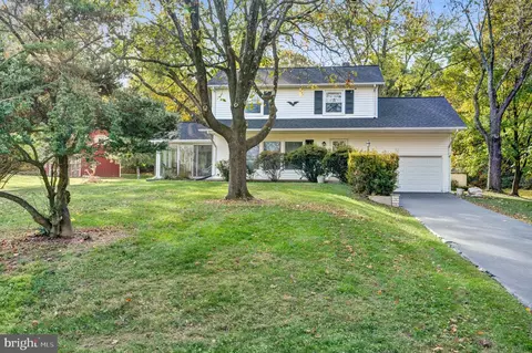 12300 Sunnyview Dr, Germantown, MD 20876