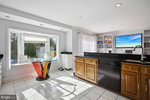 401 E Shaw Ave, Silver Spring, MD 20904 photo 10