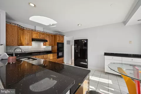 401 E Shaw Ave, Silver Spring, MD 20904 photo 12