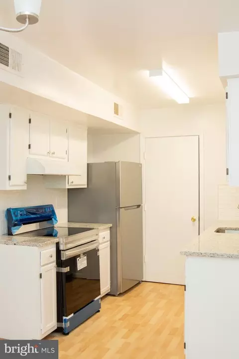 2405 Normandy Square Pl #12 E, Silver Spring, MD 20906 photo 7
