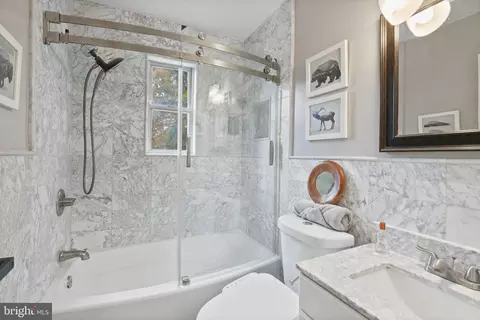 1736 E West Hwy #1736, Silver Spring, MD 20910 photo 12