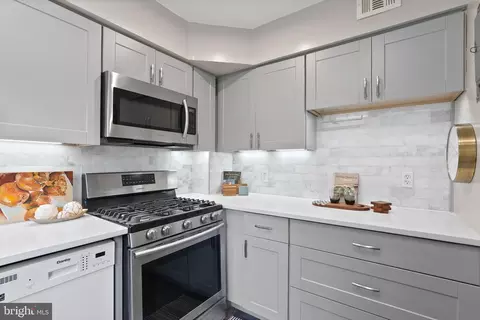 1736 E West Hwy #1736, Silver Spring, MD 20910 photo 7