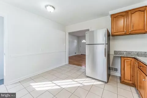 2816 Parker Ave, Silver Spring, MD 20902 photo 4