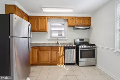 2816 Parker Ave, Silver Spring, MD 20902 photo 3