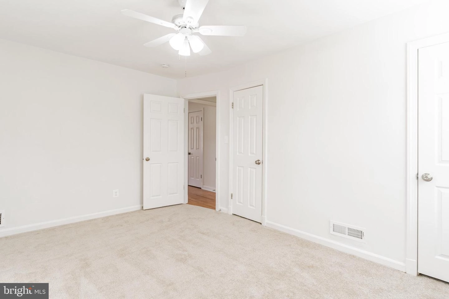 2816 Parker Ave, Silver Spring, MD 20902 photo 18