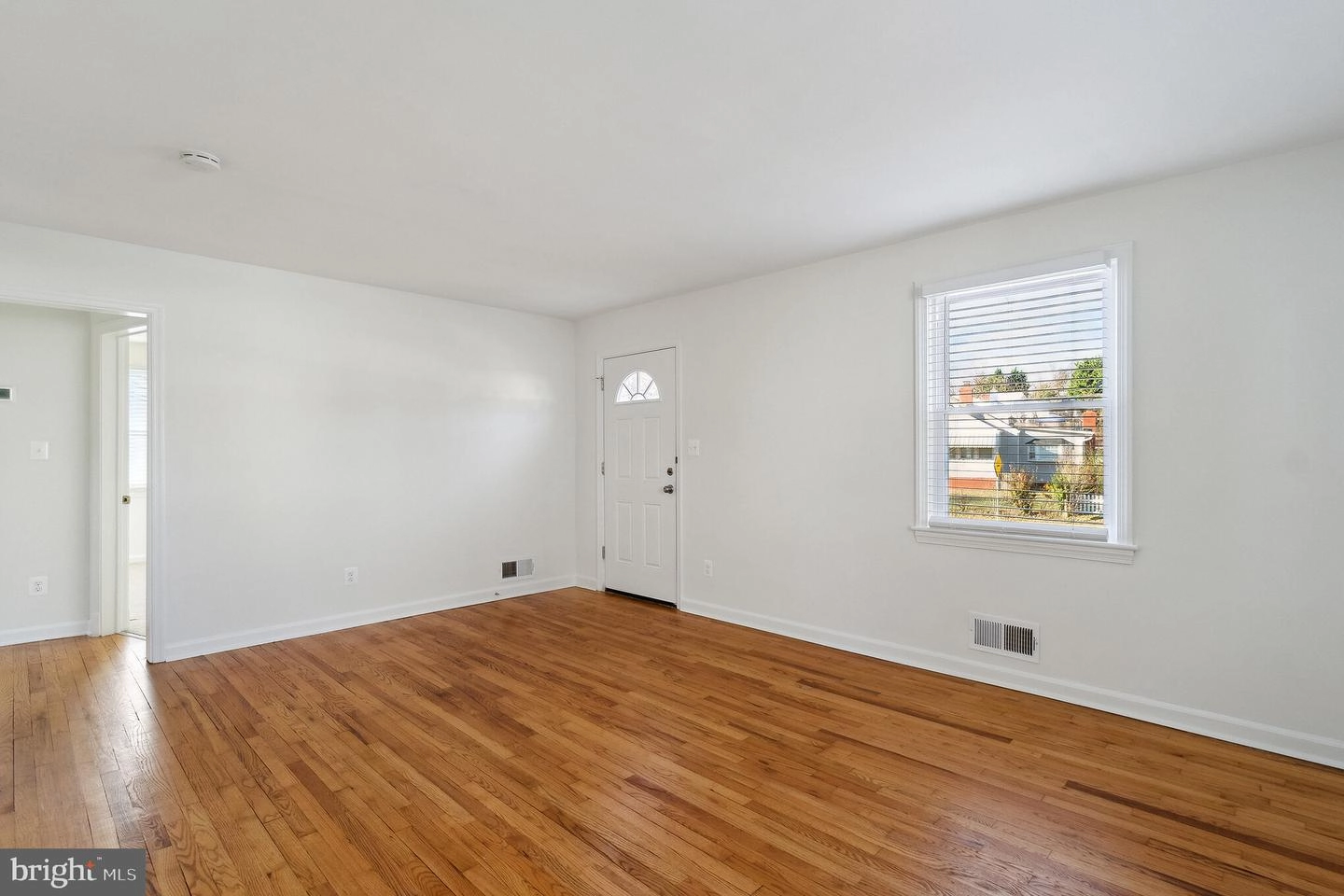 2816 Parker Ave, Silver Spring, MD 20902 photo 9