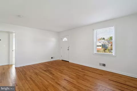2816 Parker Ave, Silver Spring, MD 20902 photo 9