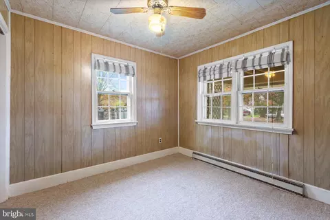 21610 Slidell Rd, Boyds, MD 20841 photo 5