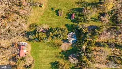 24401 River Rd, Dickerson, MD 20842 photo 3