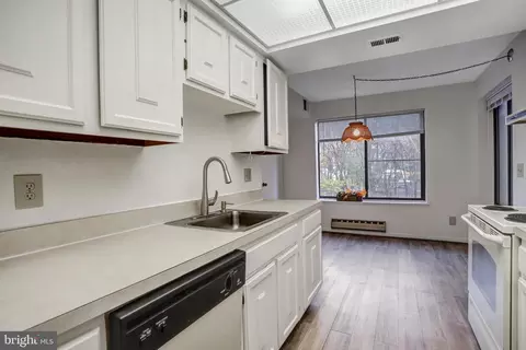 15310 Beaverbrook Ct #89-2H, Silver Spring, MD 20906 photo 22
