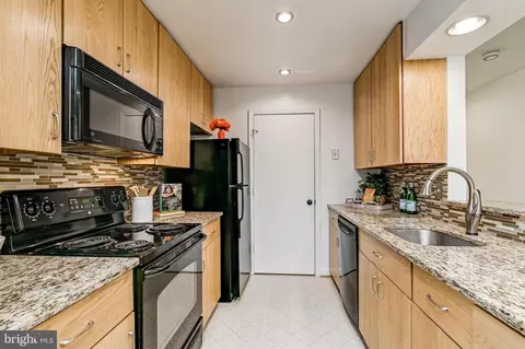 3321 Sir Thomas Dr #3-B-21, Silver Spring, MD 20904 photo 6