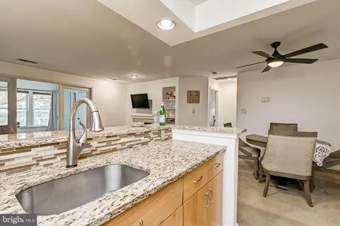 3321 Sir Thomas Dr #3-B-21, Silver Spring, MD 20904 photo 9