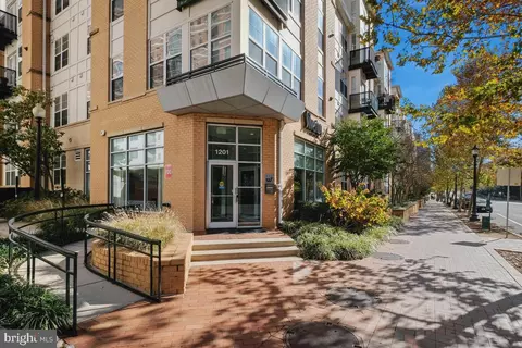 1201 E West Hwy #424, Silver Spring, MD 20910 photo 2