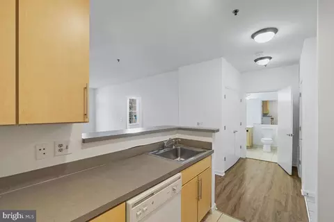 1201 E West Hwy #424, Silver Spring, MD 20910 photo 7