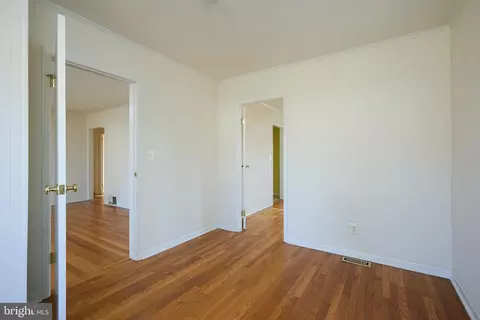 4506 Gridley Rd, Silver Spring, MD 20906 photo 9