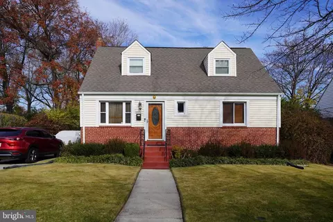 13520 Grenoble Dr, Rockville, MD 20853