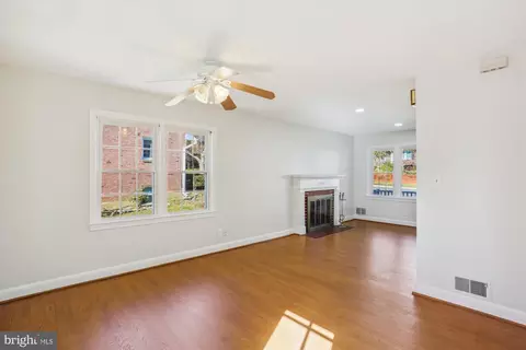 1700 Windham Ln, Silver Spring, MD 20902 photo 7