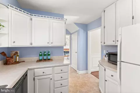 116 Lynnmoor Dr, Silver Spring, MD 20901 photo 8