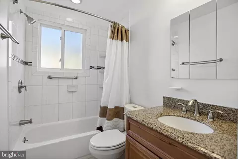2405 Colston Dr, Silver Spring, MD 20910 photo 15