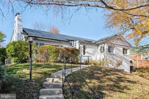 2405 Colston Dr, Silver Spring, MD 20910