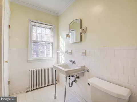 12500 Meadowood Dr, Silver Spring, MD 20904 photo 47