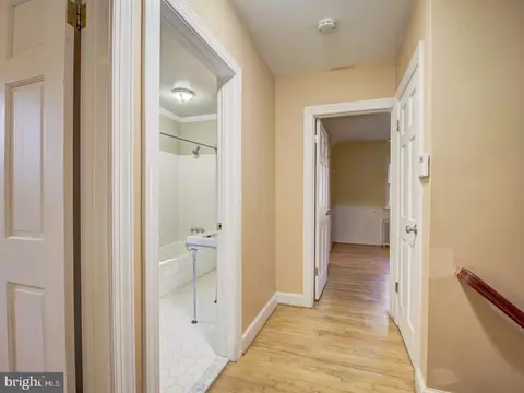 12500 Meadowood Dr, Silver Spring, MD 20904 photo 38