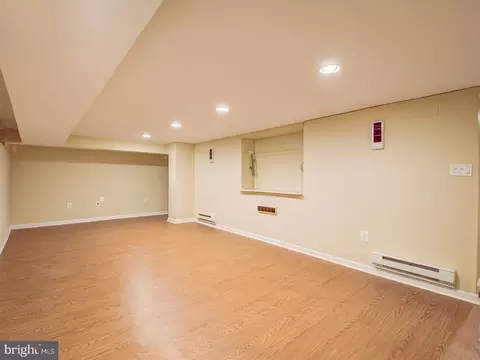 12500 Meadowood Dr, Silver Spring, MD 20904 photo 66