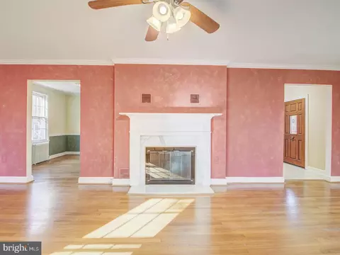 12500 Meadowood Dr, Silver Spring, MD 20904 photo 11