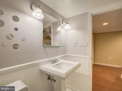 12500 Meadowood Dr, Silver Spring, MD 20904 photo 60