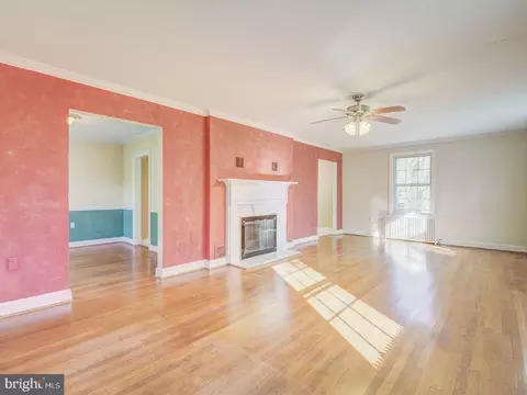 12500 Meadowood Dr, Silver Spring, MD 20904 photo 12