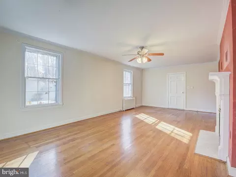 12500 Meadowood Dr, Silver Spring, MD 20904 photo 9