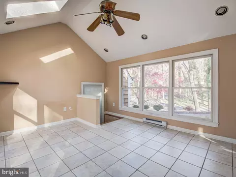 12500 Meadowood Dr, Silver Spring, MD 20904 photo 34
