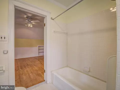 12500 Meadowood Dr, Silver Spring, MD 20904 photo 49