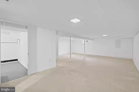 215 E Franklin Ave, Silver Spring, MD 20901 photo 30
