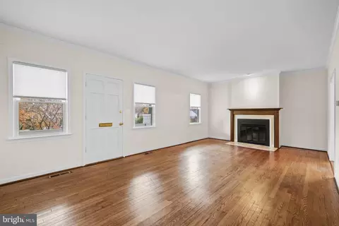 215 E Franklin Ave, Silver Spring, MD 20901 photo 13