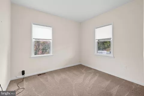 215 E Franklin Ave, Silver Spring, MD 20901 photo 8